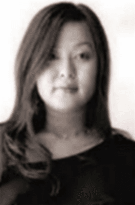 <h3 class="cms-H3-H3">Ryoko Uchiyama </h3>
<br>
<br>Esta mujer japones de 47 años 
<a href="https://www.fbi.gov/wanted/parental-kidnappings/ryoko-uchiyama" target="_blank">es acusada de llevarse a su hija de un año</a>, Melissa Hinako Braden, el pasado 16 de marzo de 2006, mientras se encontraba en medio de una disputa por la custodia con el padre del menor. 
<br>
<br>En mayo de aquel año, el Tribunal Superior de Los Ángeles, California emitió una orden de privación de la custodia del menor para el arresto de Uchiyama, luego de que se estableciera una orden de arresto federal en su contra. 
<br>
<br>La agencia cree que Uchiyama y Braden radican en Japón. 
<br>