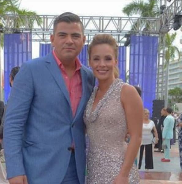 Ellos se conocieron en un concierto de "La Leyenda" y hasta el momento todo va mejor que nunca.