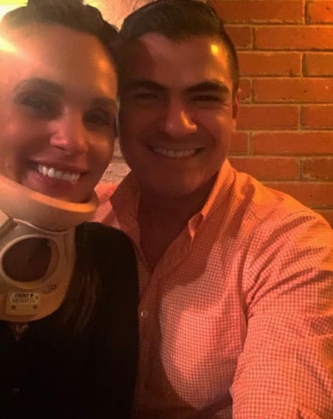 La feliz pareja lleva aproximadamente un año de relación y están más enamorados que nunca.