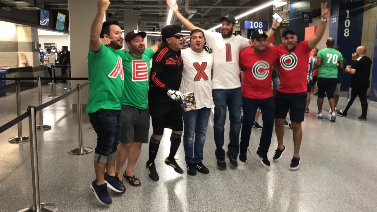 Conéctate con nosotros en el México vs Argentina