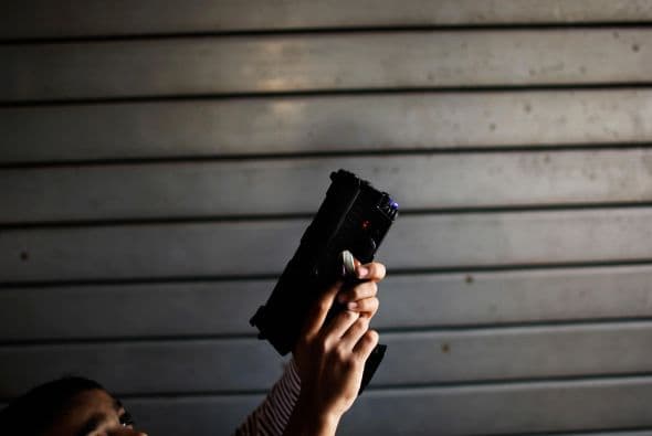 Benítez no dijo si los menores detenidos habían aparecido en el video. Sin embargo, las investigaciones para frenar el reclutamiento de niños van a continuar, de modo que se puedan preservar los derechos de los infantes.