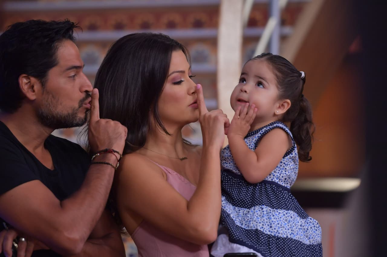 Giulietta es una pequeña muy parlanchina y de vez en cuando sus papis le pedían que guardara silencio.