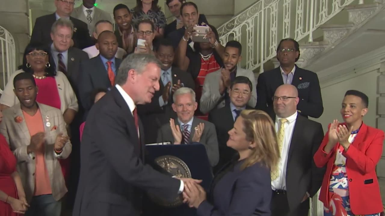 ¿Debería Nueva York defender en corte a todos los indocumentados?