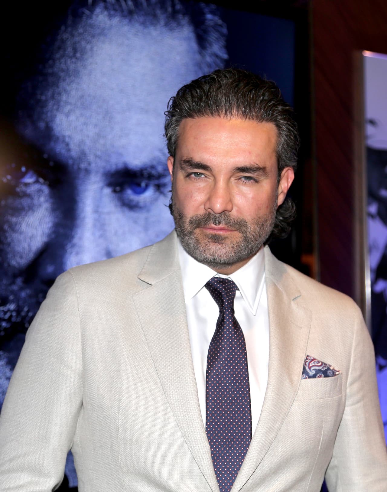 Islas reconoció haber tenido relaciones sexuales con Rodríguez, pero aclaró que fue
<b> con el consentimiento de la actriz</b>. 
<br>