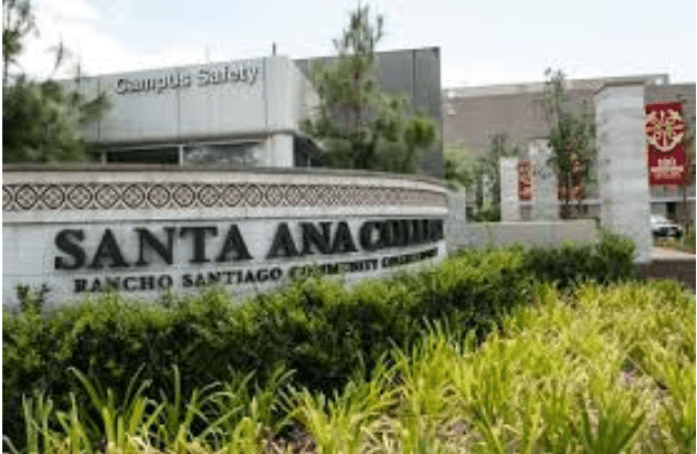 Santa Ana College cancelan clases por hallazgo de un hombre muerto en sus instalaciones