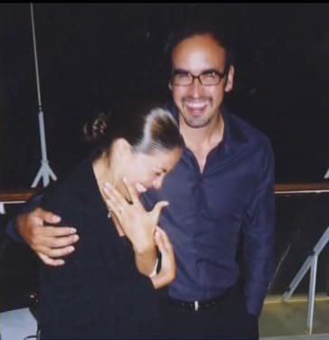 Después de tantos años de relación a distancia, el sueño de Karla estaba a punto de hacerse realidad.