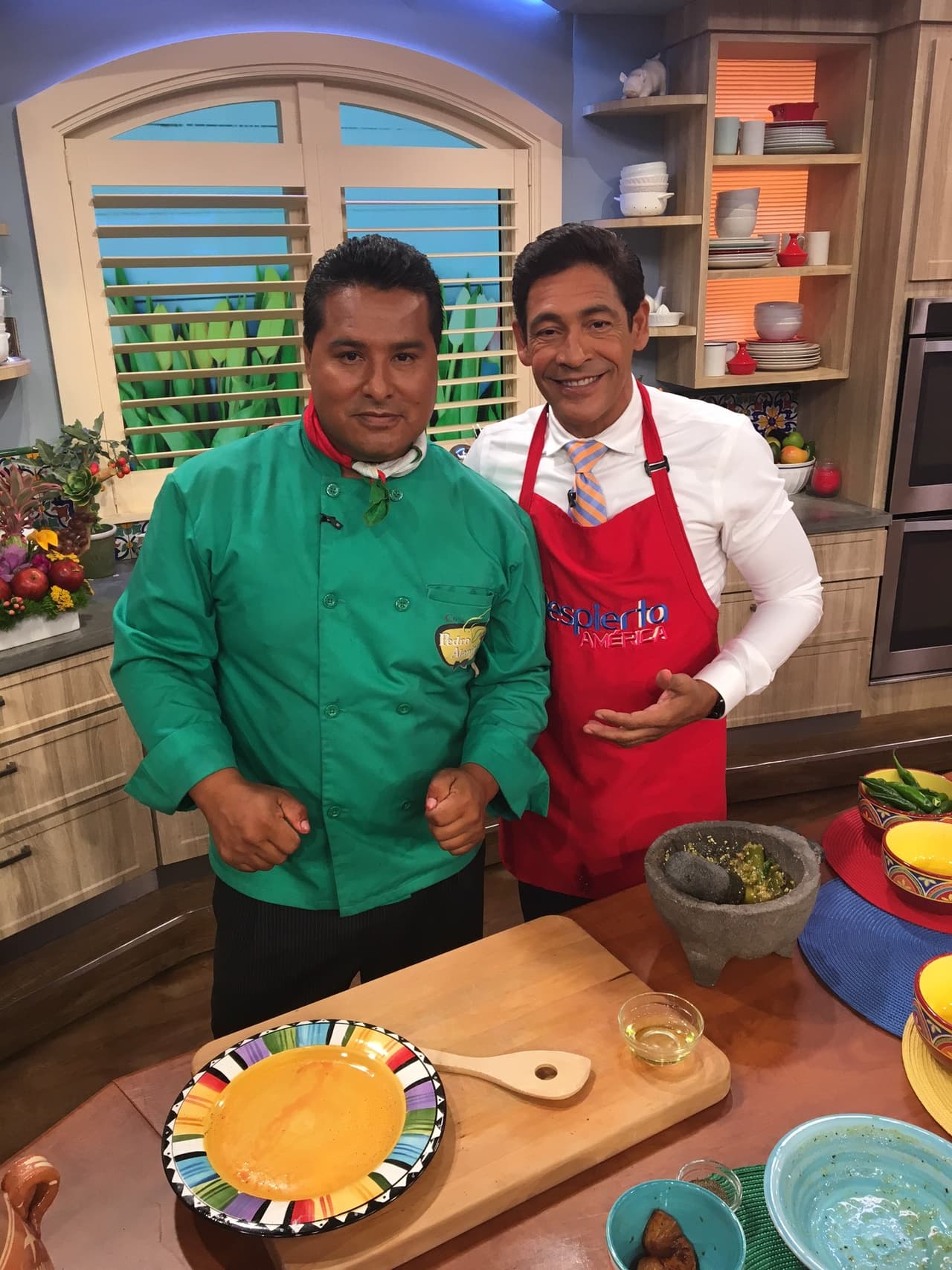 Johnny y el Chef Pedro Alanís nos consintieron con un platillo de corazón oaxaqueño.