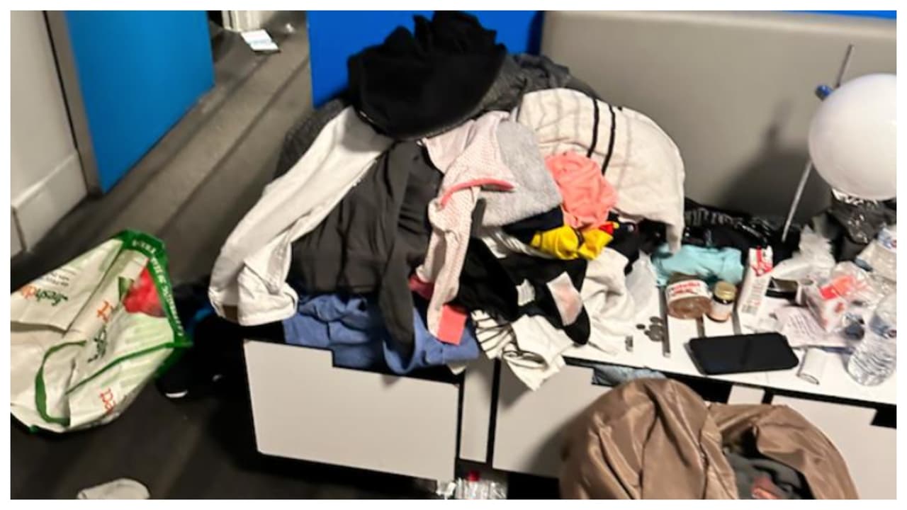 <b>Vale aclarar que estas fotografías no representan el modo de vida de todos los refugiados</b>, pues el grupo es variado y cada habitación es un mundo distinto.