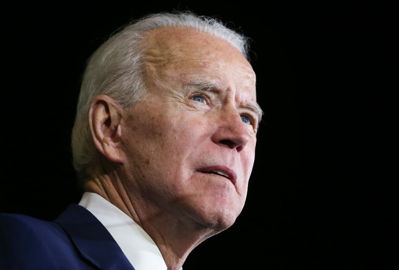 Joe Biden recuperó su condición de favorito en el Partido Demócrata luego de ganar 9 de los 15 estados del supermartes, incluido Carolina del Norte. Biden ganó con un 42,99% en Carolina del Norte.