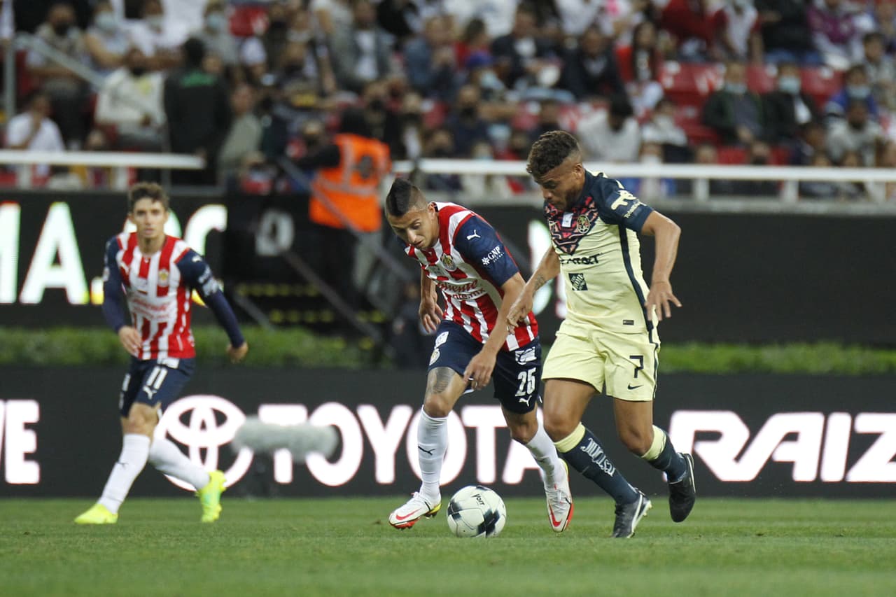 El Guadalajara y las Águilas brindaron un duelo poco espectacular en el Estadio Akron, aunque los locales tuvieron mejores oportunidades para marcar.