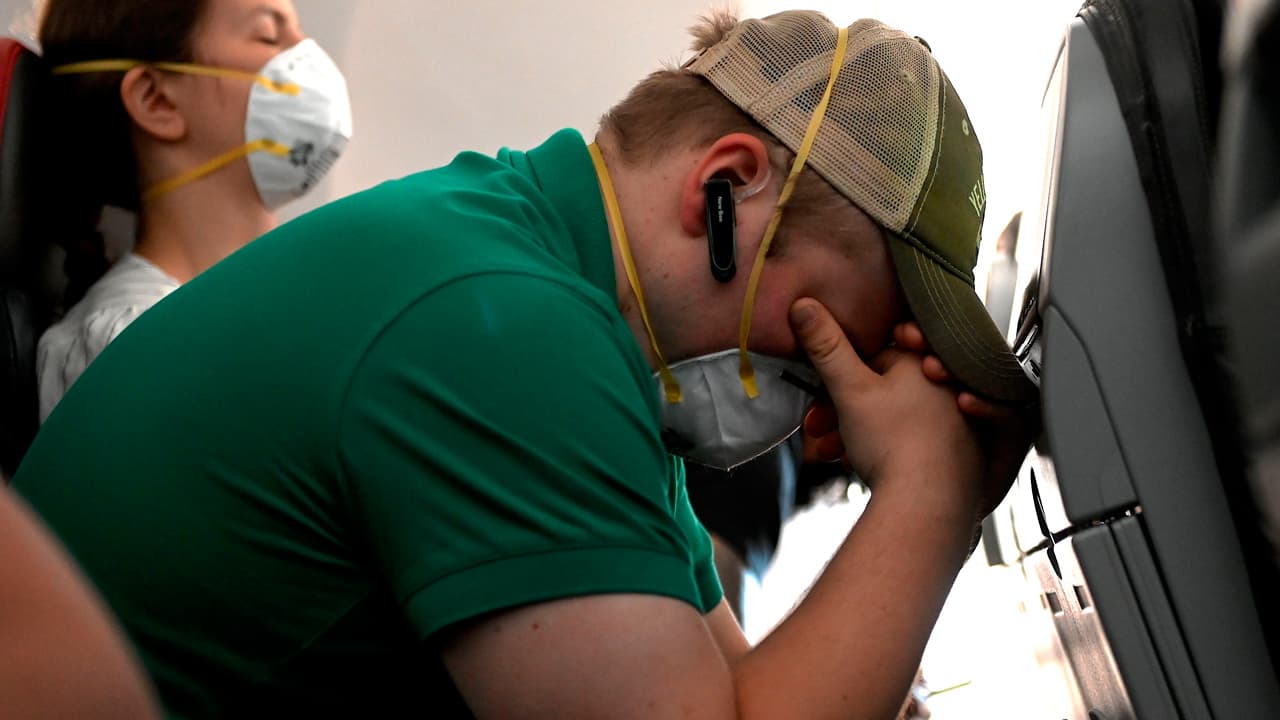 El 
<a href="https://www.nih.gov/news-events/news-releases/nih-builds-large-nationwide-study-population-tens-thousands-support-research-long-term-effects-covid-19" target="_blank">Instituto Nacional de Salud</a> (NIH por sus siglas en inglés) anunció este miércoles el inicio de una investigación con un presupuesto de 470 millones de dólares para estudiar el llamado “long covid”, es decir las secuelas a largo plazo que deja el coronavirus en las personas que lo padecen.