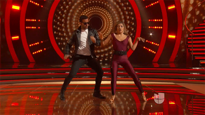 <a href="http://www.univision.com/shows/mira-quien-baila/pablo-montero-bailo-con-cara-de-dolor-tras-una-lesion-durante-los-ensayos-video">Pablo Montero bailó con "cara de dolor" tras una lesión durante los ensayos</a>