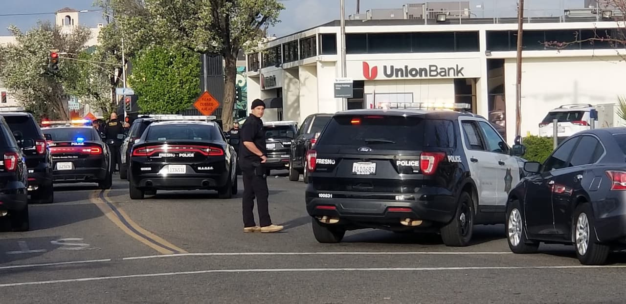 Hombre armado en el centro de Fresno genera gran actividad policial en la zona