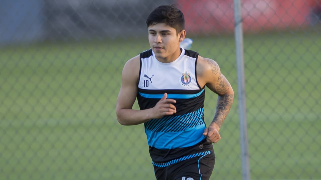Los jugadores que Chivas y América podrían seguir aportando a la nueva generación del Tri