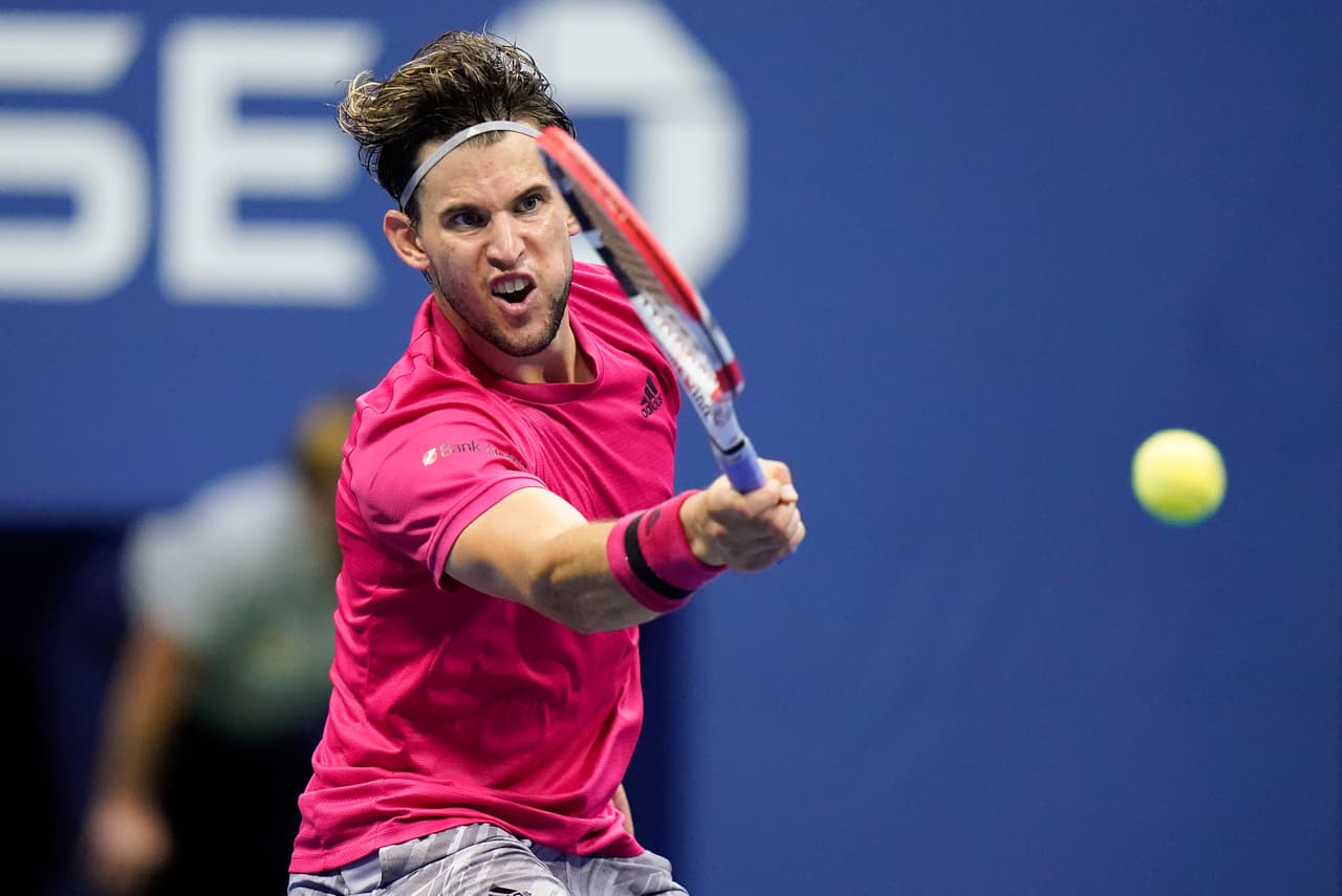 Con un resultado final de 6-2, 6-4, 4-6, 3-6 y 6-7 (6-8), Dominic Thiem gana el US Open y se convierte en el primer tenista nacido en los años 90 que gana un Grand Slam.