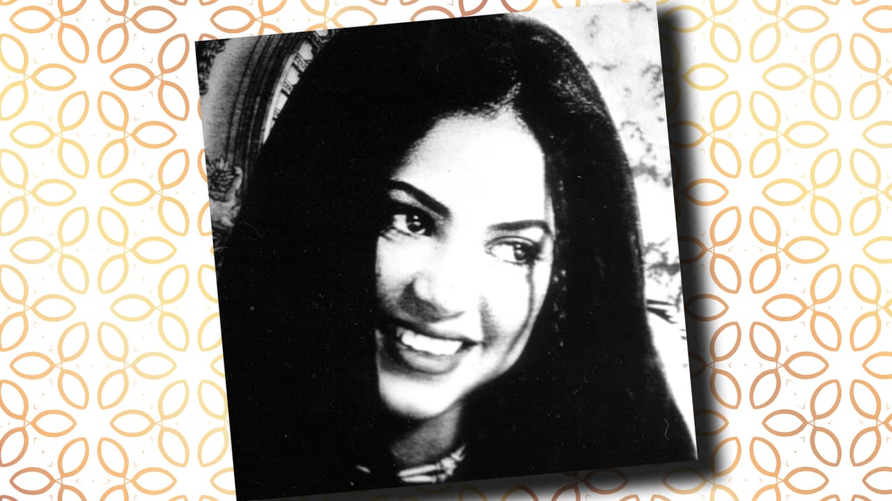 Mucho ha pasado desde que Shakira lanzó 'Pies Descalzos'. Y más ha pasado desde que tenía el cabello oscuro. Lluvia nos recuerda a esa Shakis. Desde las audiciones nos enamoramos de la voz de Lluvia. Sabemos que va a llegar lejos en la competencia. ¿No te gustaría verla cantar algo de Shakira al estilo regional mexicano? Para ti, ¿en qué se parecen estas dos?