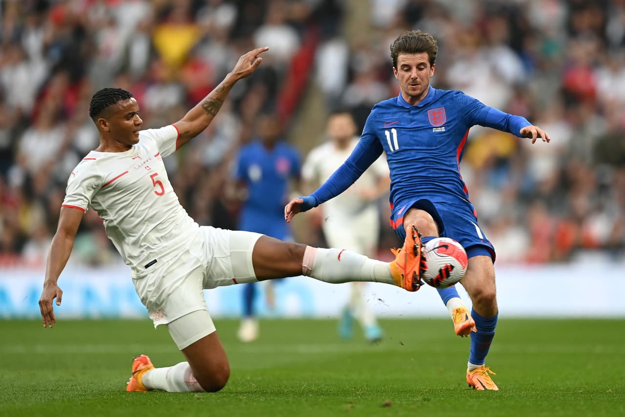 Inglaterra venció 2-1 a Suiza en amistoso celebrado en Wembley.