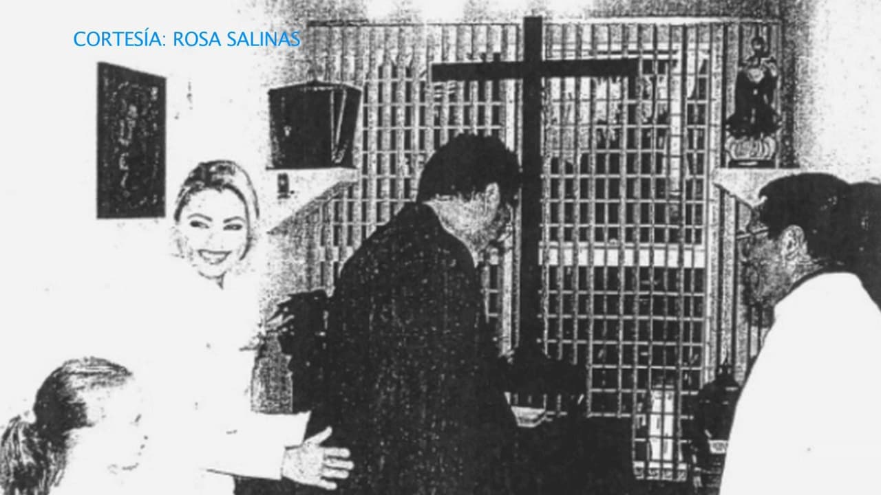 “Después de mi divorcio civil, pedí la anulación de mi matrimonio por la Iglesia y hasta entonces me enteré de que la Iglesia no puede hacer válido el supuesto matrimonio de la iglesia de Fátima porque no se corrieron amonestaciones, en la ceremonia del 2 de diciembre no hubo anillo, no hubo lazo y, por si fuera poco, el padre de la iglesia de Fátima que firmó el acta no tenía permiso para celebrar el sacramento”, explicó la actriz para la 
<a href="https://www.quien.com/espectaculos/2009/06/29/angelica-rivera-se-desahoga" target="_blank">revista Quién</a>.
<br>