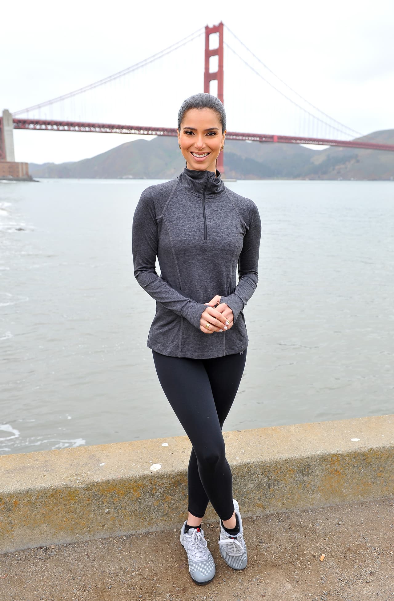 Sus rutinas son sencillas, así que claro que podrías hacerlas en casa y mejorar tu salud y cuerpo.