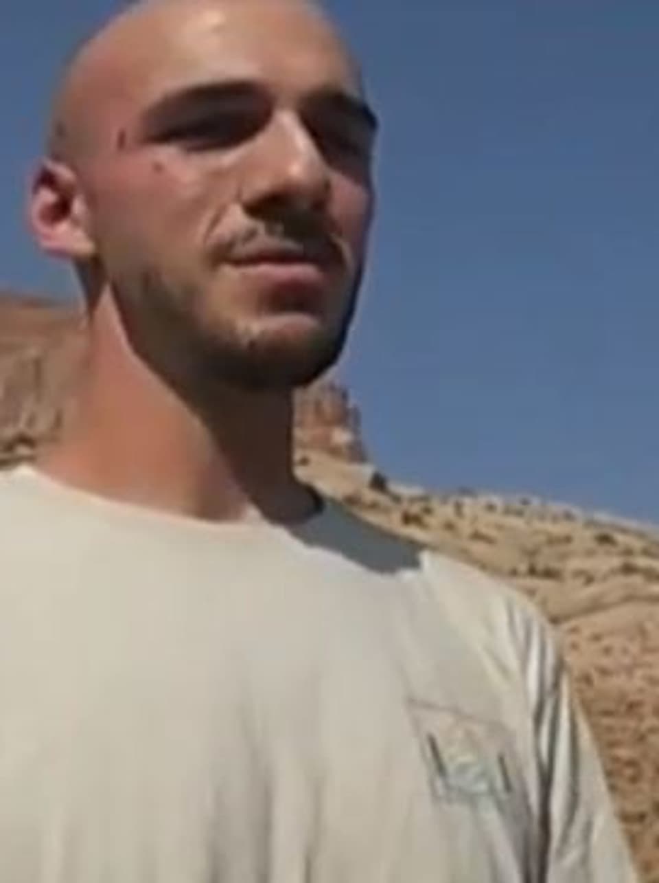 Por días, los padres de la joven han estado pidiendo a Laundrie que informe cuándo fue la última vez que vio a Petito y que no esconda información.