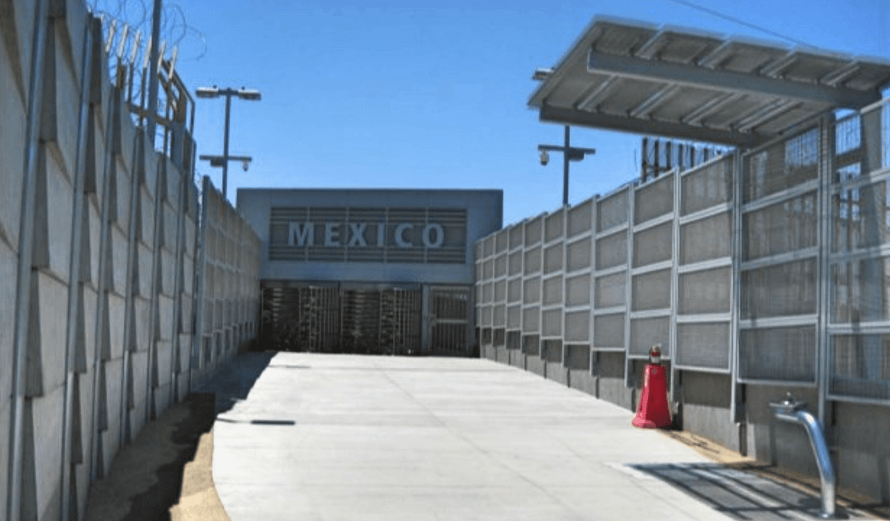 Arrestan a una pareja que cruzaba la frontera a Tijuana con el cadáver de una niña en una bolsa