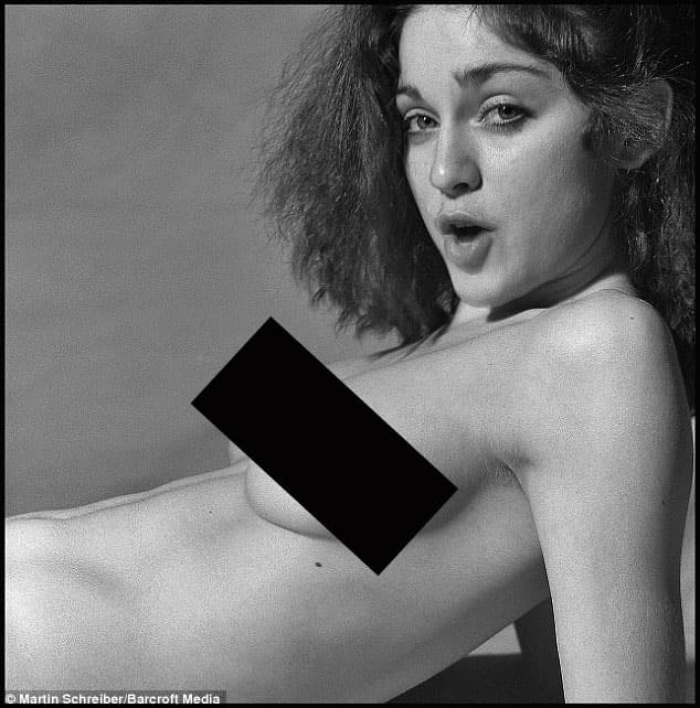 Y ya que se hizo famosa, estas imágenes salieron a la luz.