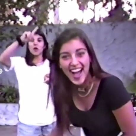 En la publicación, Kendall agregó: "¡Feliz cumpleaños a mi hermosa heramana, Kim Kardashian!". Hasta el momento, el post hecho por la modelo lleva más de un millón 500,00 likes.