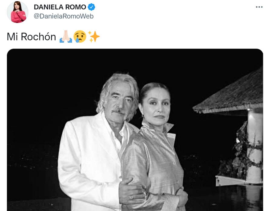 A 
<b>Daniela Romo</b> le bastó una foto, un emoticono de las manos en posición de rezo y el de la cara triste para expresar el dolor que le dejó esta partida.