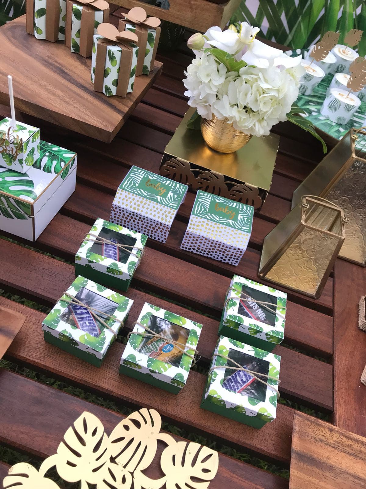 Así como algunos obsequios para quienes acompañaron a Ana Patricia, Luis Carlos y Giulietta en esta ocasión tan especial.