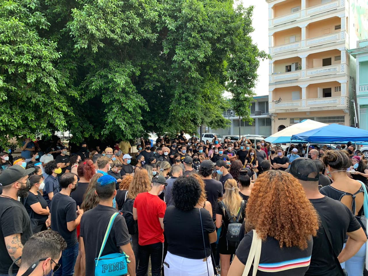 El candidato a la alcaldía de San Juan del MCV indicó sentirse honrado por la disponibilidad y solidaridad de los cientos de ciudadanos que llegaron hasta el comité. "¡Vamos a defender la voluntad de cambio en SJ!".