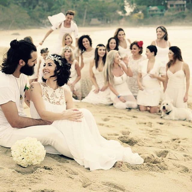 A través de su cuenta de Instagram, la actriz compartió su felicidad con sus seguidores y confirmó su 
<b>enlace matrimonial el 27 de febrero del 2016</b>.