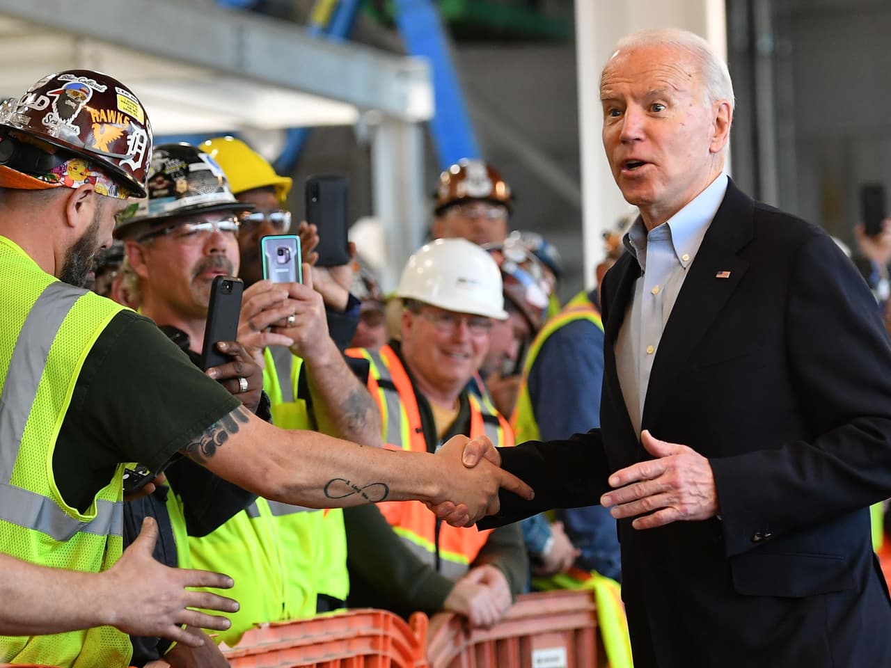 Con el triunfo de Biden en el 'Gran Martes' Sanders ve alejarse la nominación presidencial demócrata