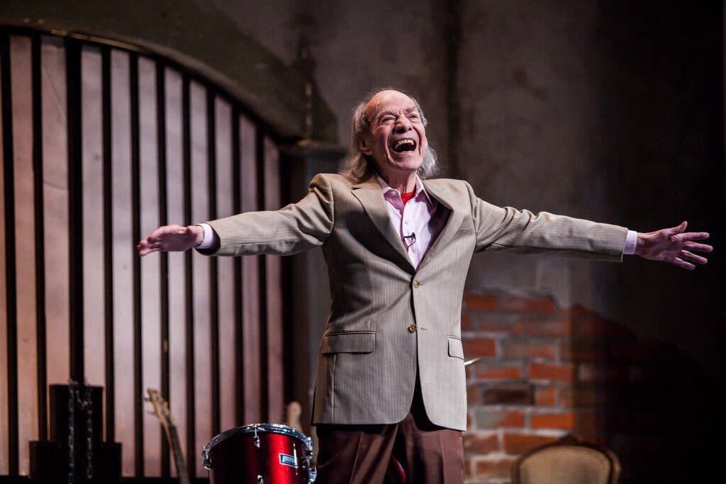 <b>Manuel ‘El Loco’ Valdés</b>, dio su último aliento en la madrugada de este viernes 28 de agosto, después de perder la batalla que libraba desde hace varios años contra el cáncer.