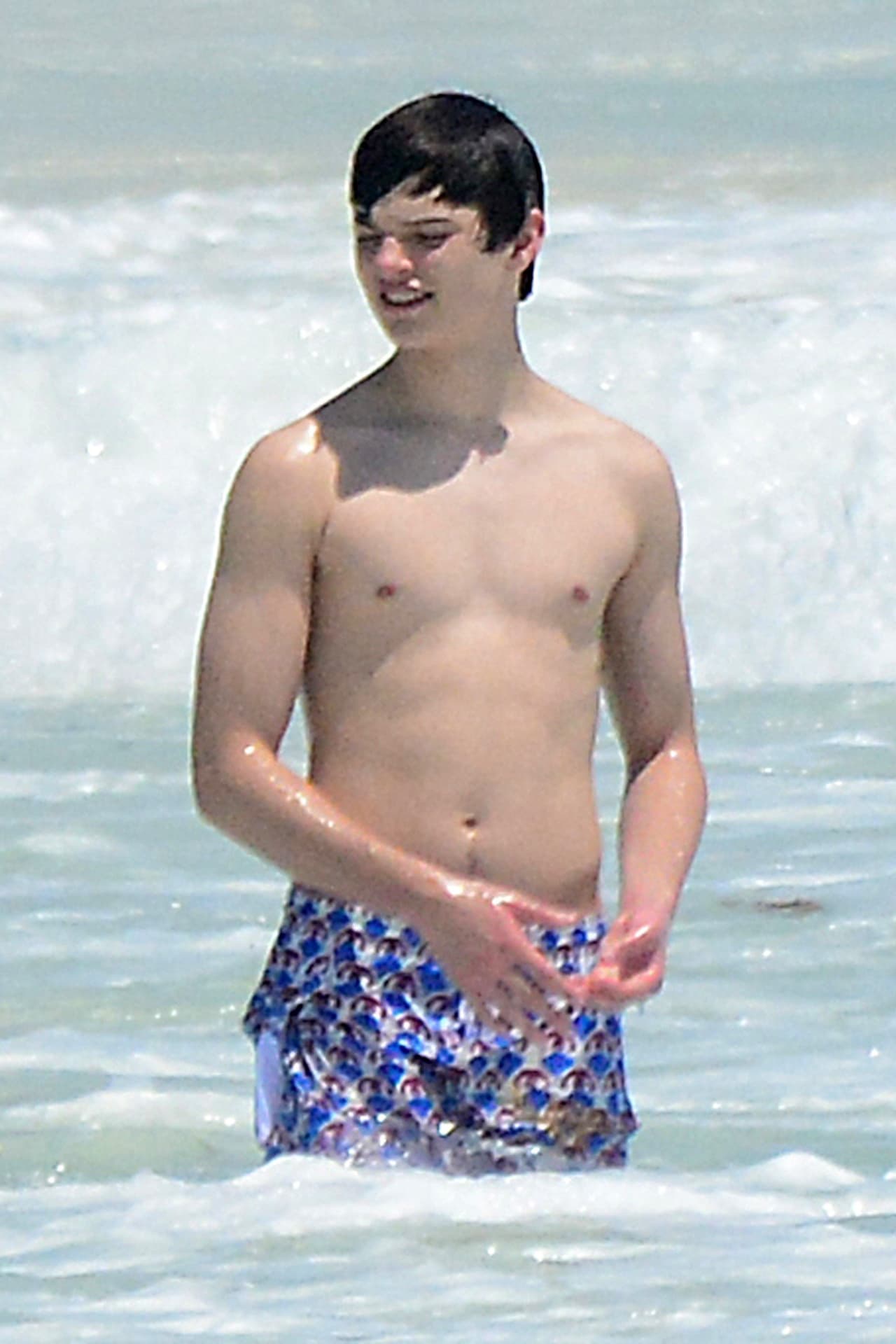 Él es Homer, el hijo del actor.