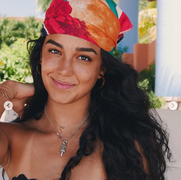 Alejandra Capetillo estudia Negocios Internacionales, pero ha demostrado un especial interés por la fotografía. 
<br>