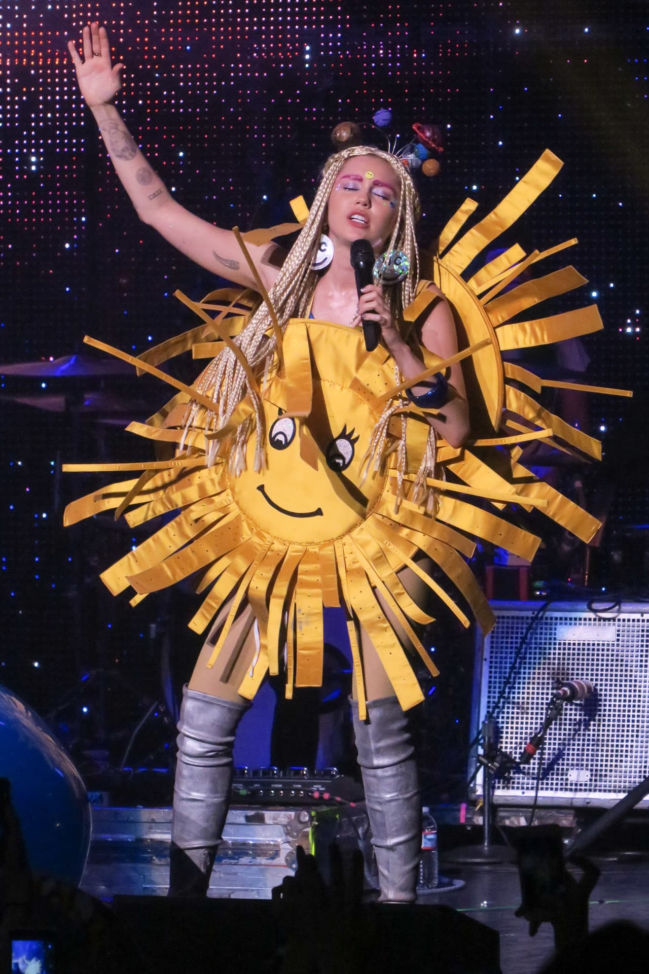 Muchos no daban crédito a sus locuras.