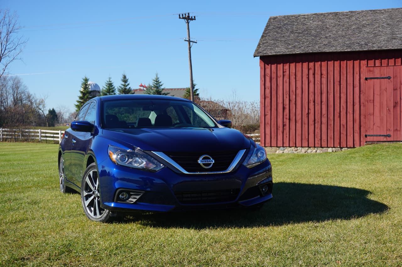 <b>4. Nissan Altima</b>
<br>“Esta es la décima semana del año y ya hemos arrestado a 323 personas, la mayoría de ellos menores de edad por crímenes relacionados con los robos de autos”, declaró el superintendente de la 
<a href="https://www.univision.com/temas/policia">policía </a>de Chicago, David Brown el 10 de marzo. 
<br>