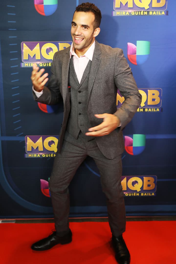 El gimnasta se considera una persona tímida, pero conforme ha avanzado la competencia se ha ido soltando cada vez más. Aquí las divertidas poses que muestra a las cámaras.