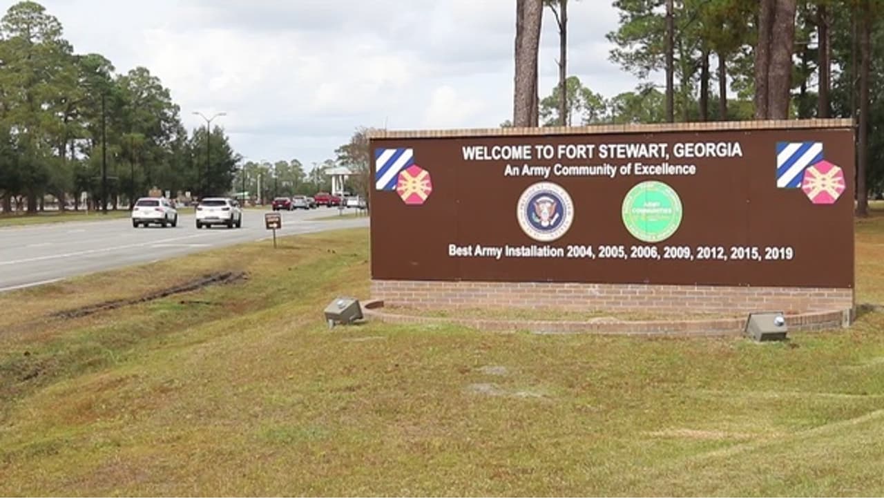 La misteriosa muerte de cuatro miembros de una familia dentro de una base militar en Georgia