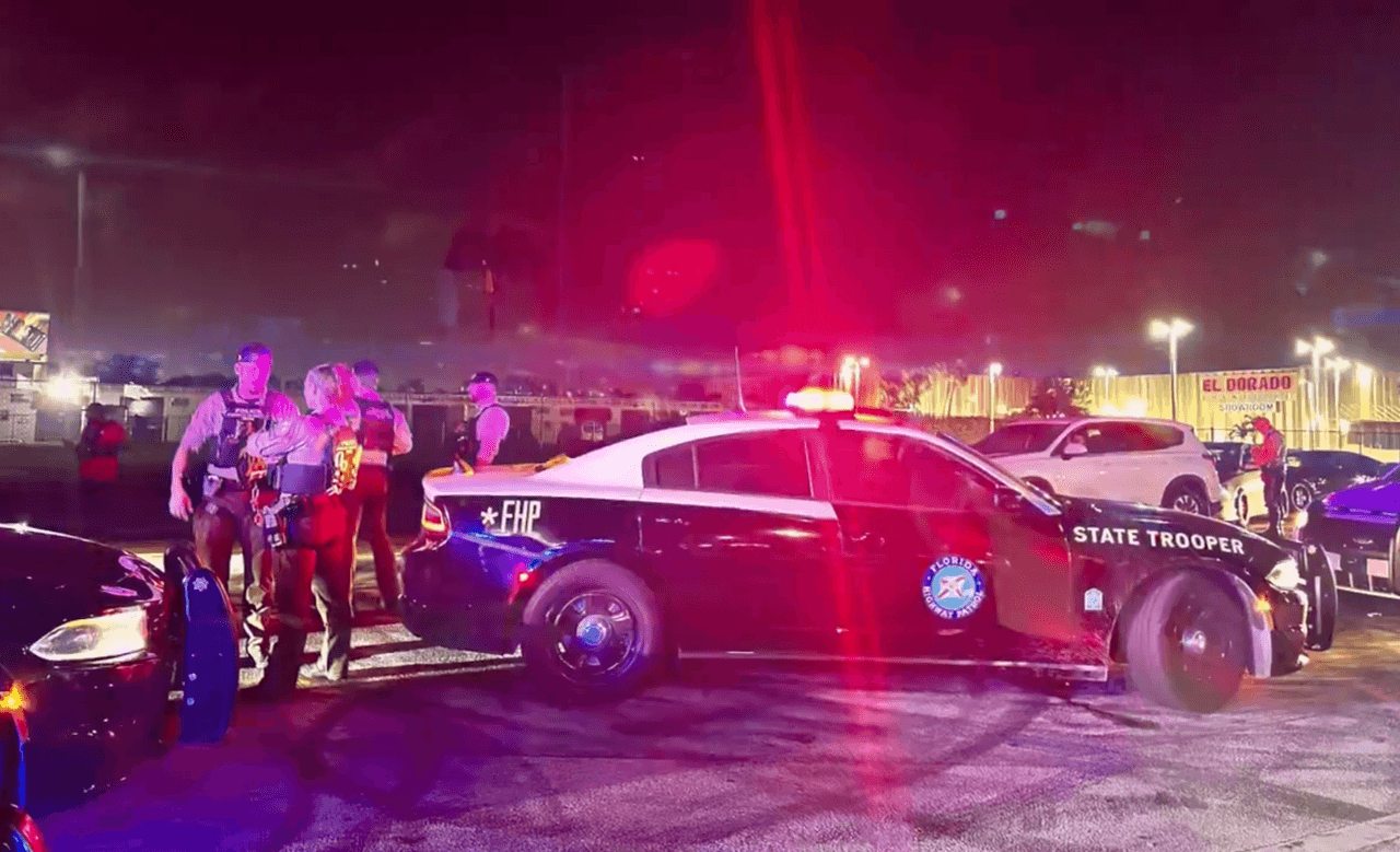 61 arrestos y recuperación de autos robados: el resultado de un operativo contra tomas callejeras en Miami