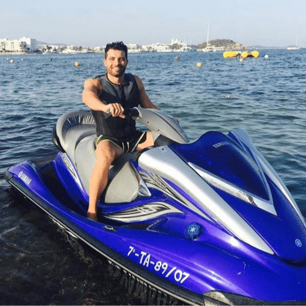 En 2014 decidió cruzar el mundo para mudarse a México, donde ha podido participar en exitosas telenovelas como Muchacha italiana viene a casarse y La Gata. También fue parte del elenco de la bioserie de Lupita D’alessio Hoy voy a cambiar.