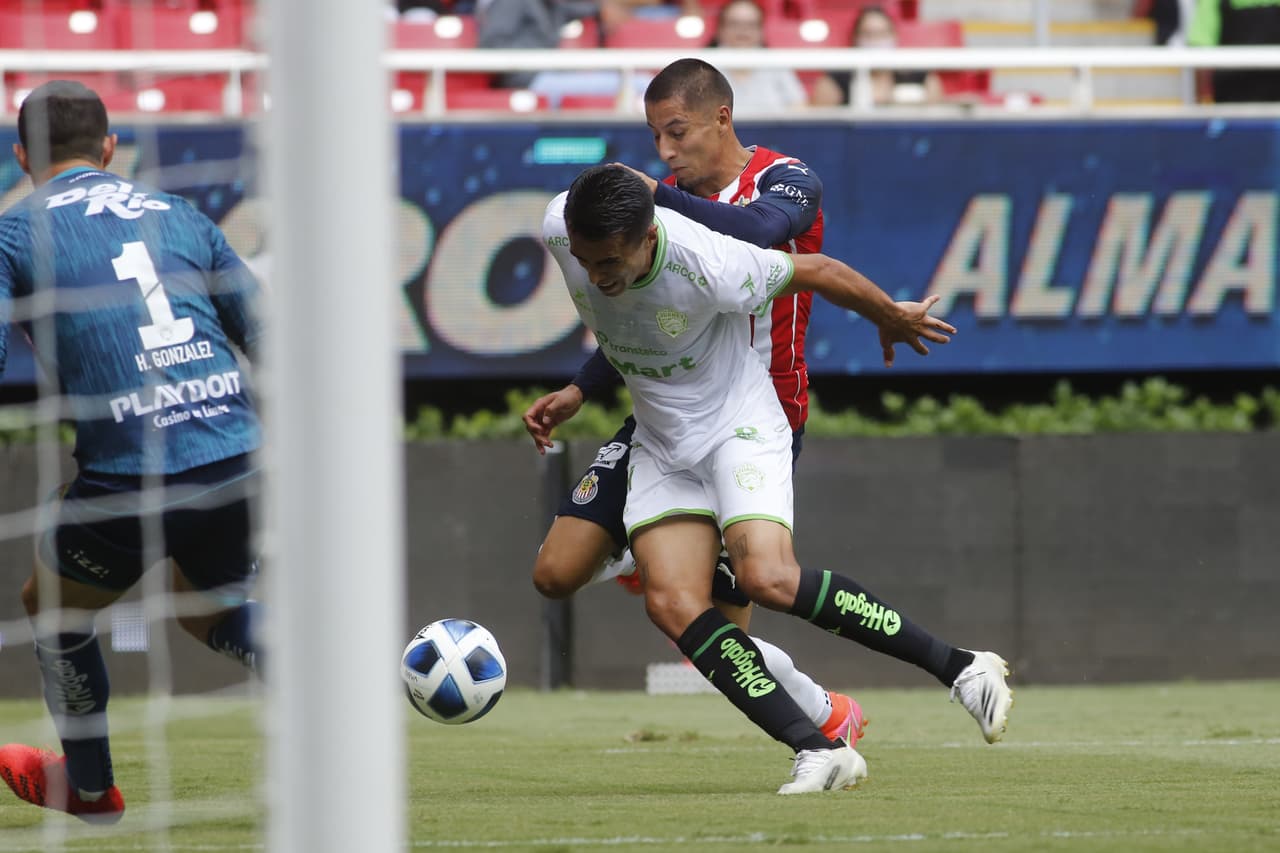 Bravos salió determinado a ganar el encuentro desde el principio, pero un gol de José Godínez al minuto 89 les roba el triunfo y terminan empatando 2-2 con Chivas.