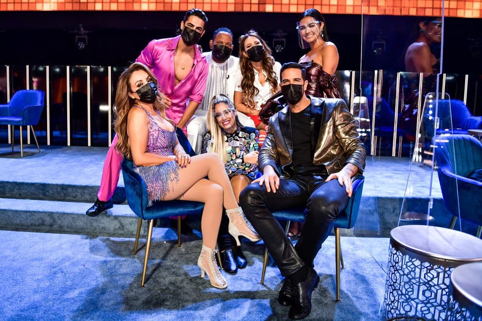 No todo es competencia, la amistad y compañerismo perdura fuera de cámaras. No te pierdas sus presentaciones de baile el próximo domingo 28 de marzo a las 8P/7C por Univision.