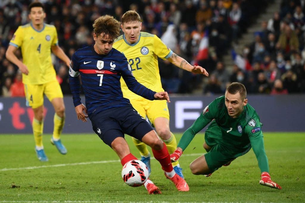 Mbappé tiene una noche soñada en la aplastante goleada de Francia sobre Kazajistán