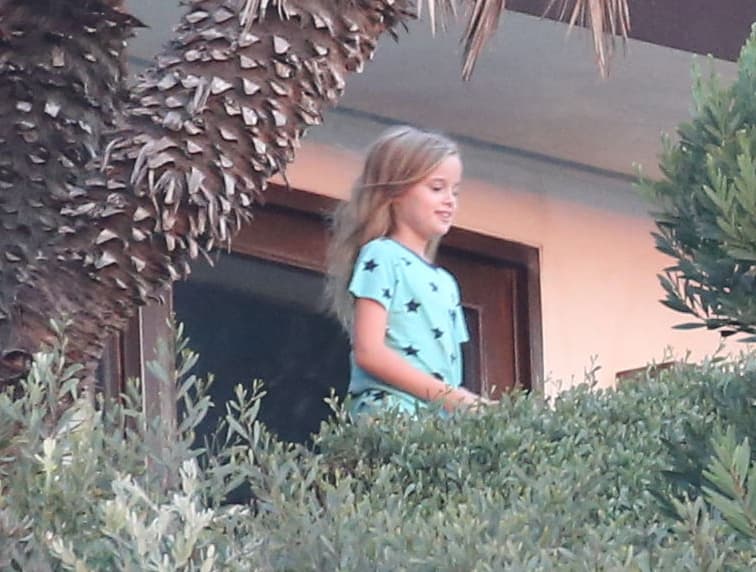 Vivienne acompañó al resto de sus hermanos mayores.