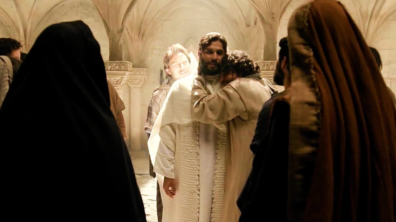 Tras varios días de incertidumbre, Jesús se dejó ver delante de sus 
<b>apóstoles</b>, a quienes cuestionó por su falta de fe pues no lo habían visto tras regresar de la muerte y ello los hizo dudar de su palabra. No te pierdas el gran final de 'Jesús' el 12 de agosto a las 7PM/ 6C por UniMás.