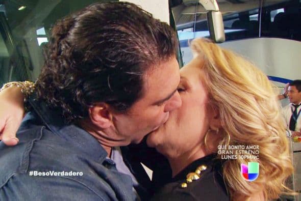 Bastaba ver los tremendos besos que se daban.