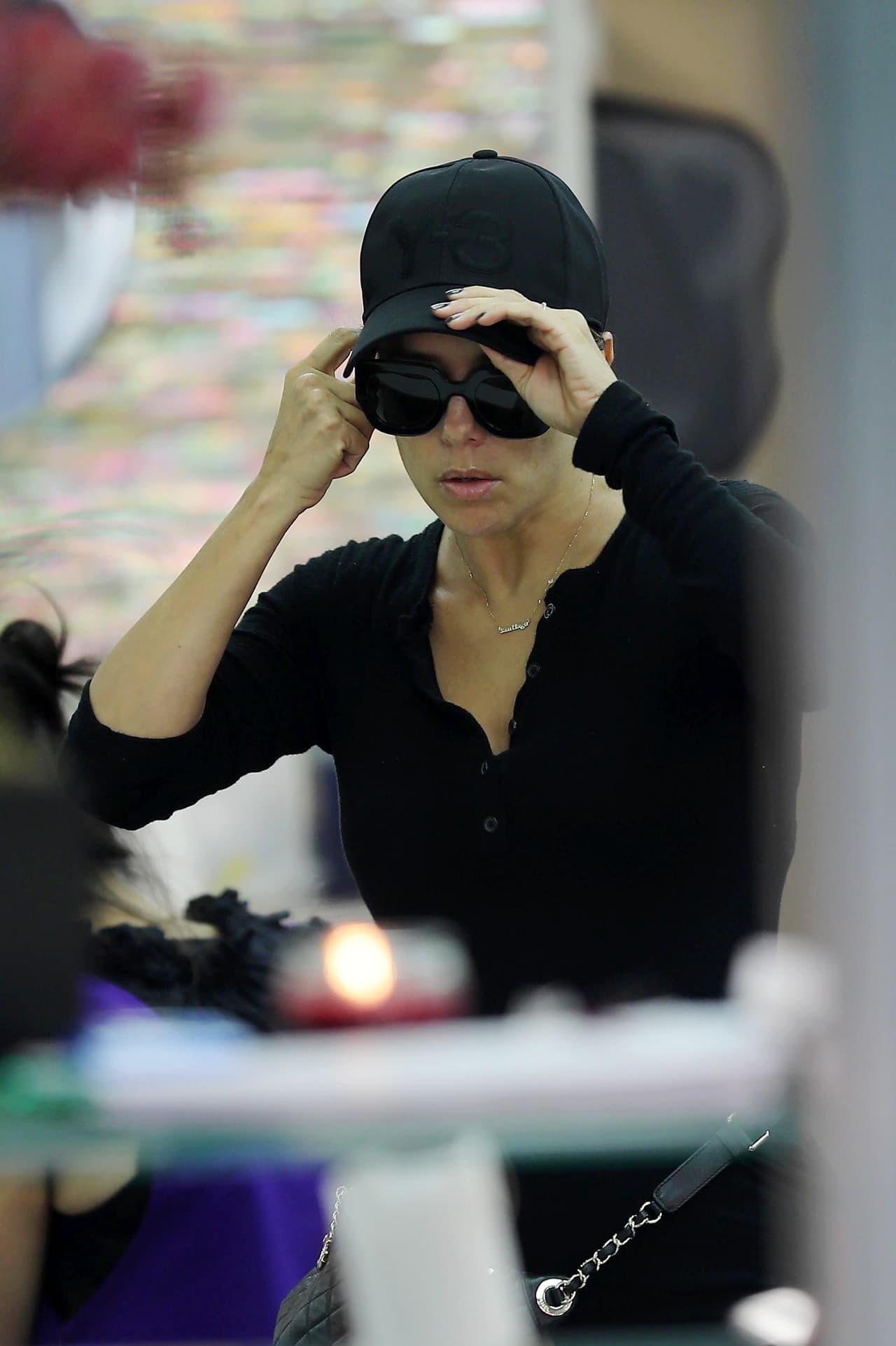 En medio de este anuncio, Longoria fue vista en un exclusivo salón de belleza en Beverly Hills.