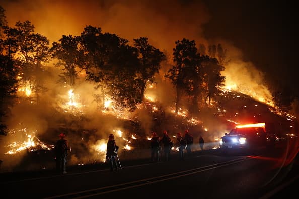 "Valley Fire" deja destrucción y un fallecido en el norte de California