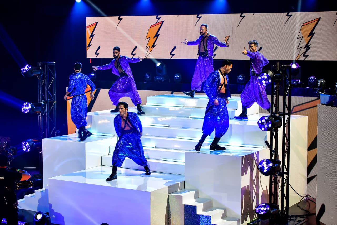 Posteriormente vendría el turno de los hombres. Chef Yisus y Roberto Hernández tuvieron de invitado al actor y cantante Gabriel Coronel.